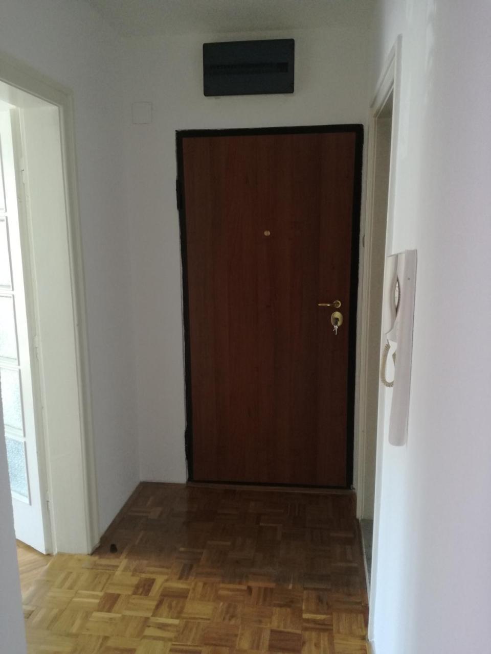 Apartman Ane ซาราเยโว ภายนอก รูปภาพ