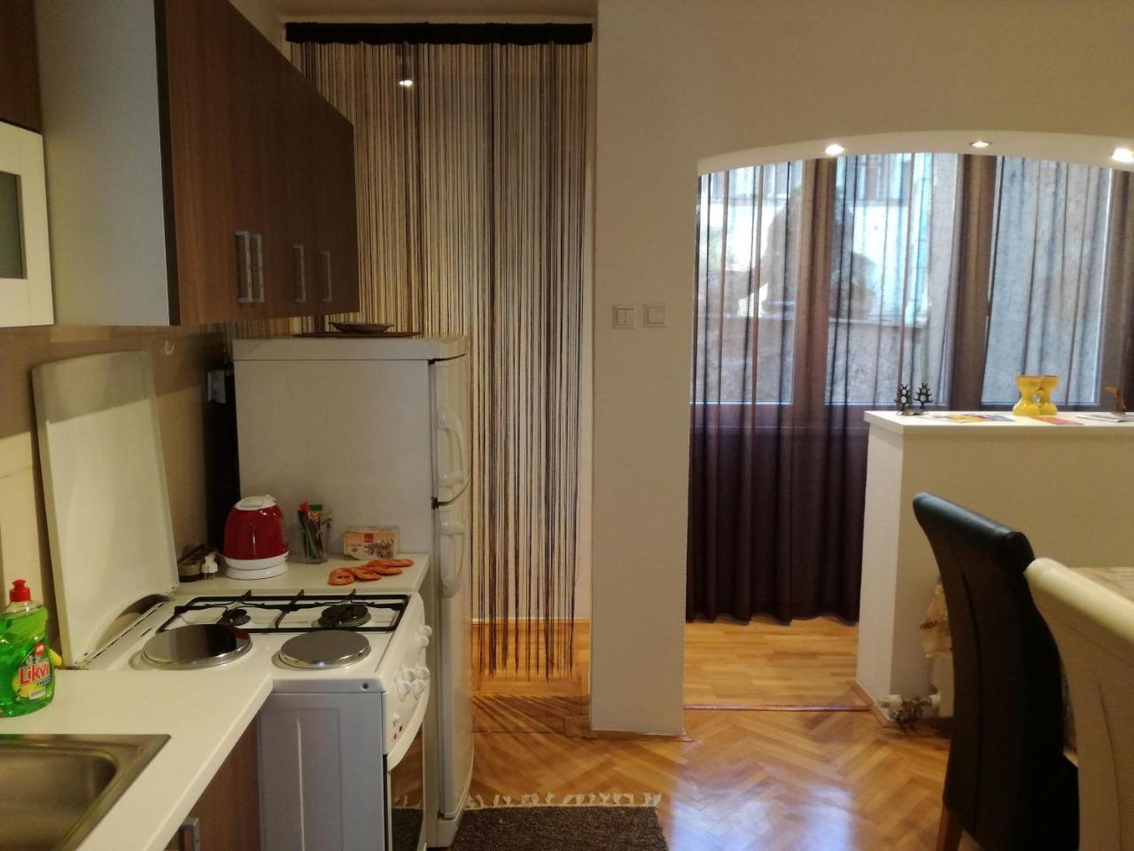 Apartman Ane ซาราเยโว ภายนอก รูปภาพ