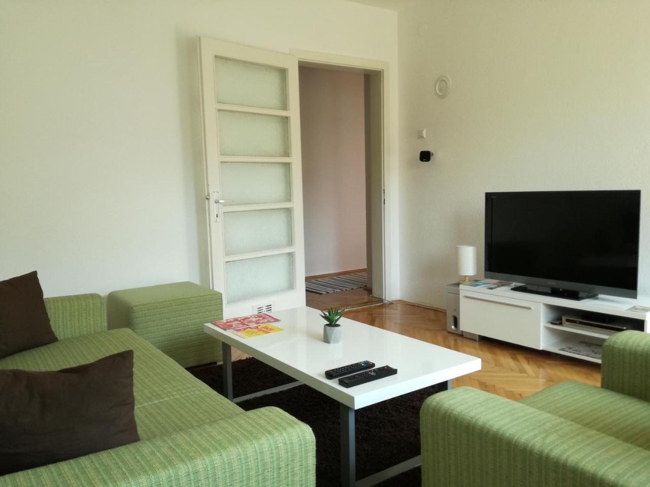 Apartman Ane ซาราเยโว ภายนอก รูปภาพ
