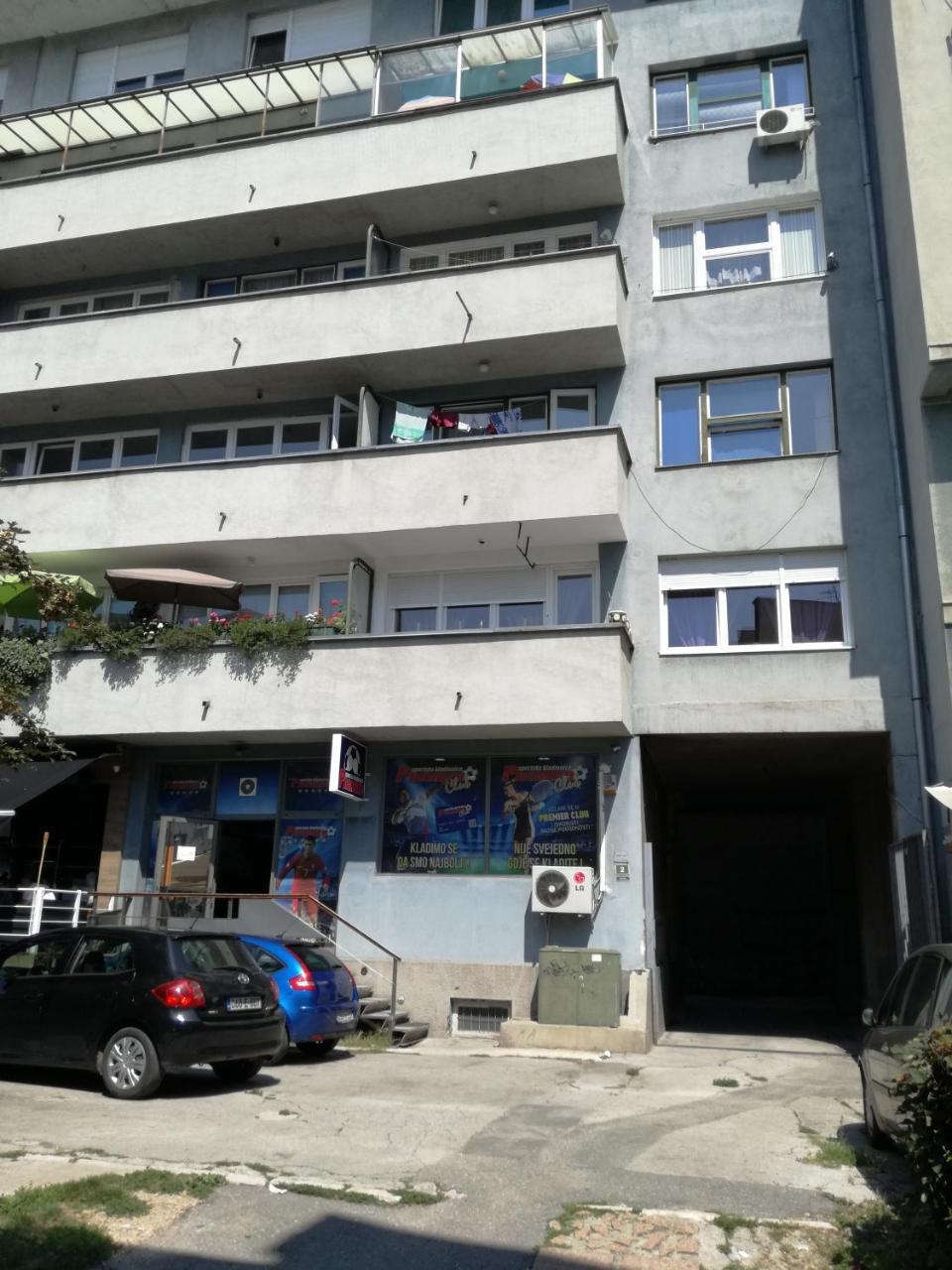 Apartman Ane ซาราเยโว ภายนอก รูปภาพ