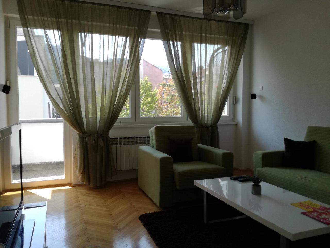 Apartman Ane ซาราเยโว ภายนอก รูปภาพ